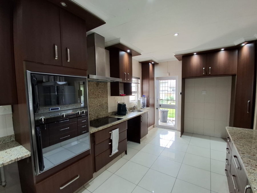 4 Bedroom Property for Sale in Nahoon Valley Park Eastern Cape